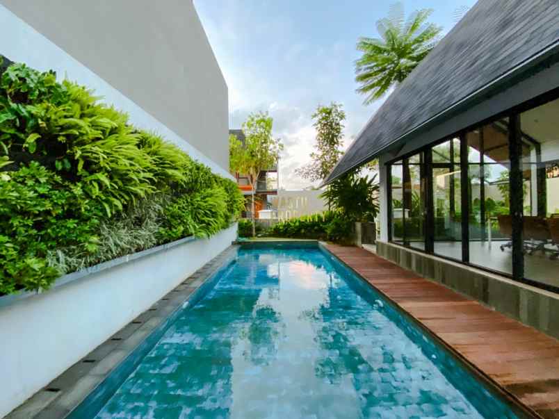 dijual rumah maguwoharjo kec depok kab