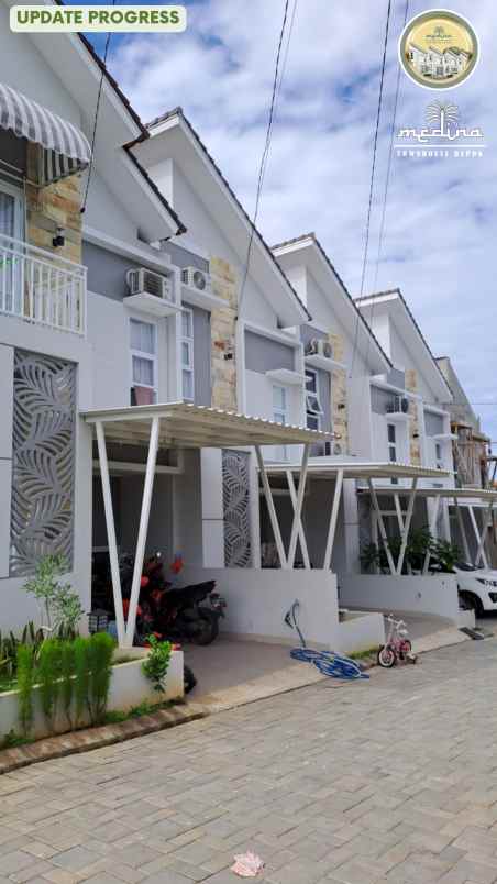 dijual rumah medina townhouse depok jl