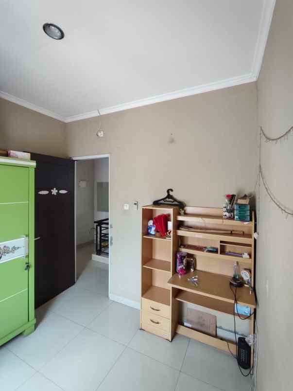dijual rumah metland transyogi cileungsi