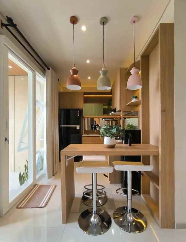 dijual rumah mewah full furnish lokasi sukun