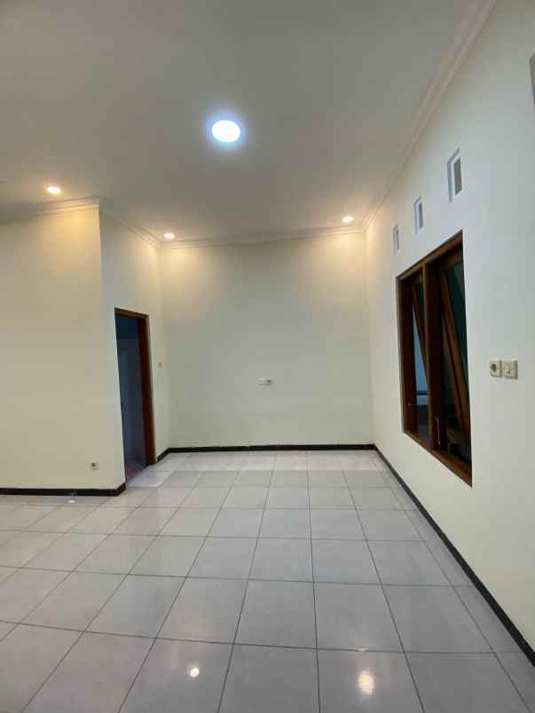 dijual rumah pandowoharjo sleman yogyakarta