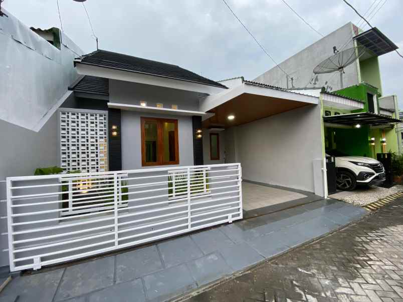 dijual rumah pandowoharjo sleman yogyakarta