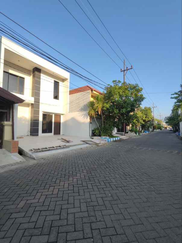 dijual rumah pandugo
