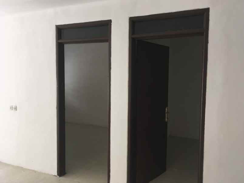 dijual rumah pegangsaan indah