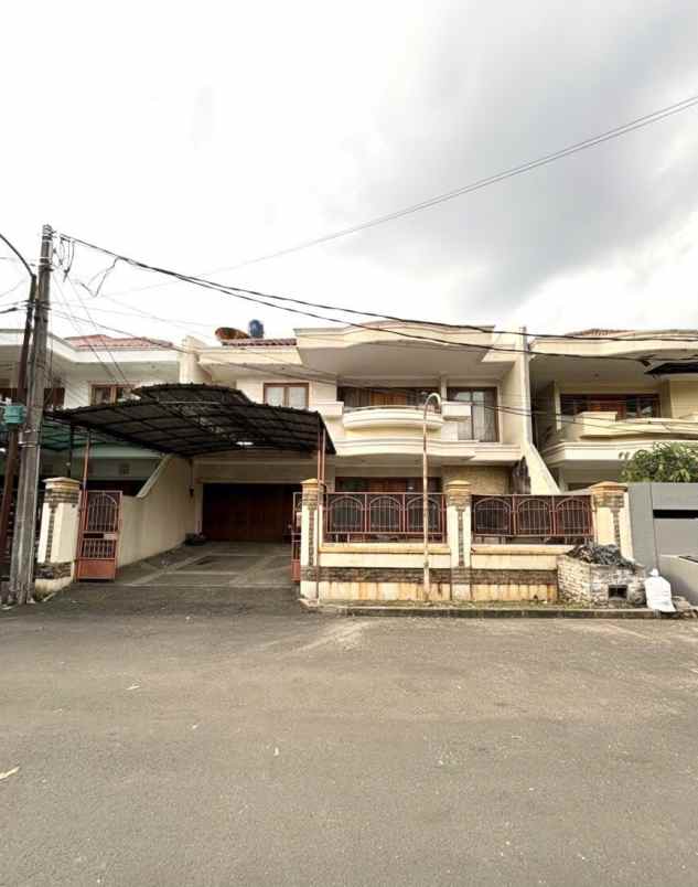dijual rumah pejaten barat