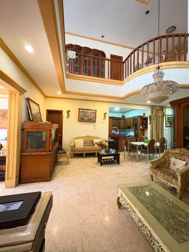 dijual rumah pejaten barat