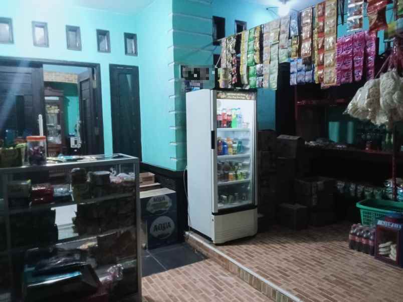 dijual rumah perum bukit berbunga
