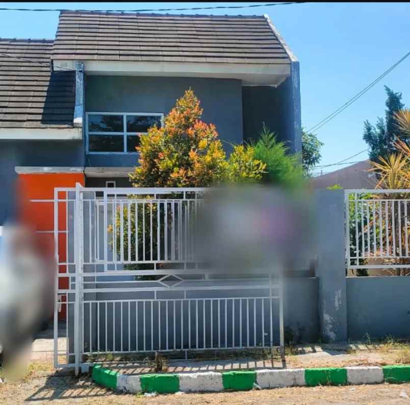 dijual rumah perumahan green residence