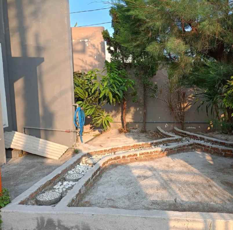 dijual rumah perumahan green residence