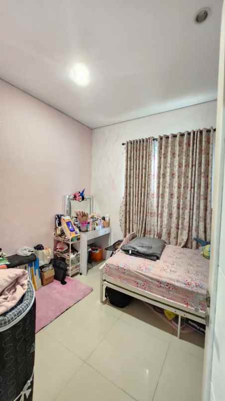 dijual rumah perumahan metland menteng