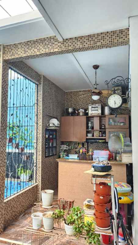 dijual rumah perumahan metland menteng