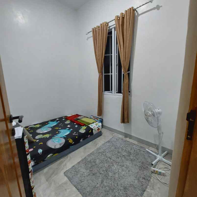 dijual rumah perumahan monalisa