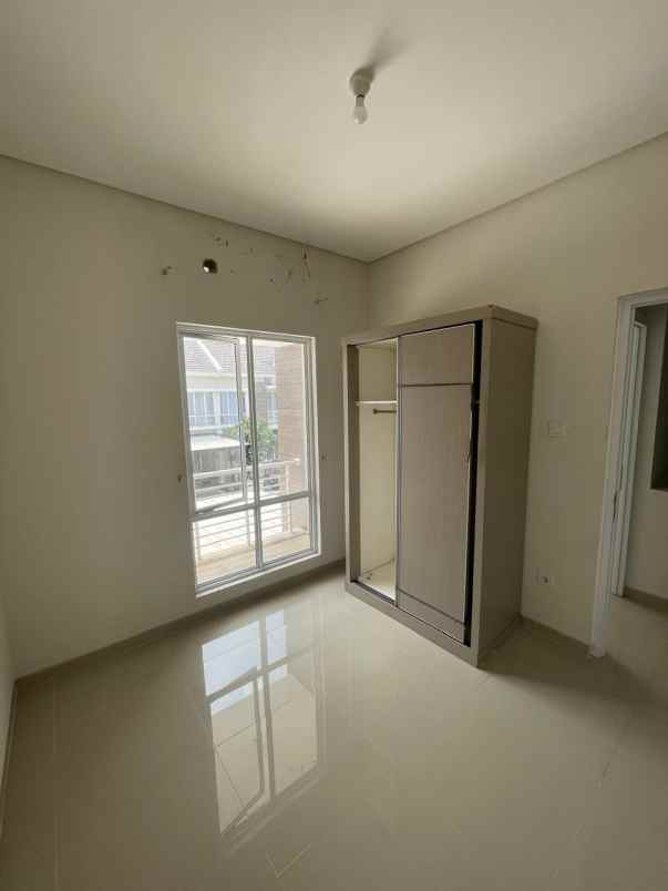 dijual rumah perumahan paradise bsd