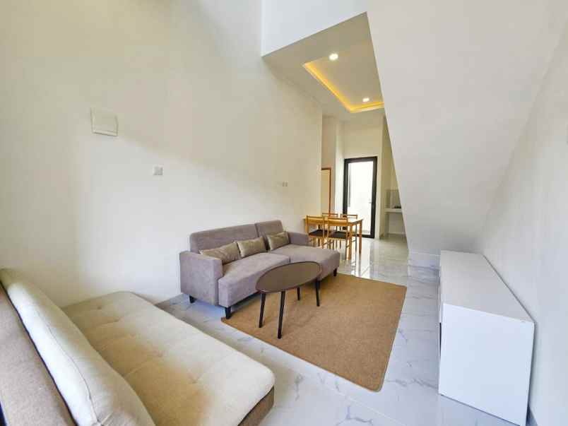 dijual rumah perumahan taman harapan