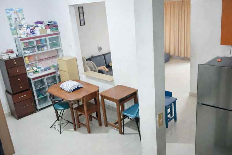 dijual rumah perumahan tytian indah