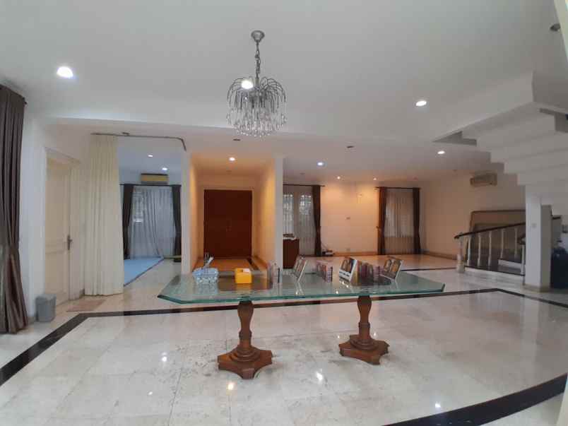 dijual rumah pesanggrahan