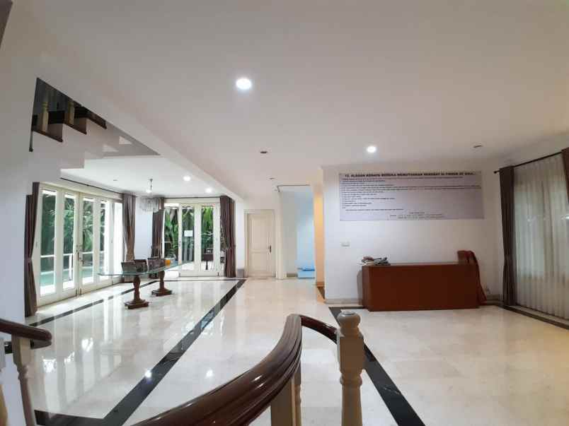 dijual rumah pesanggrahan