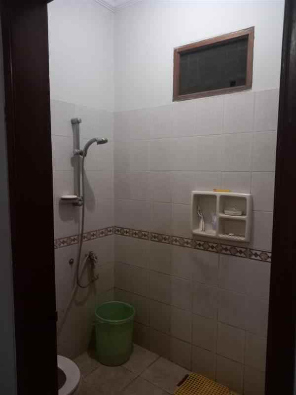 dijual rumah pondok pekayon indah