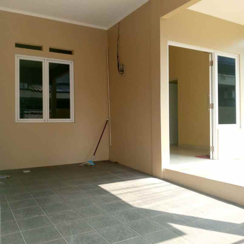 dijual rumah pondok pekayon indah bekasi