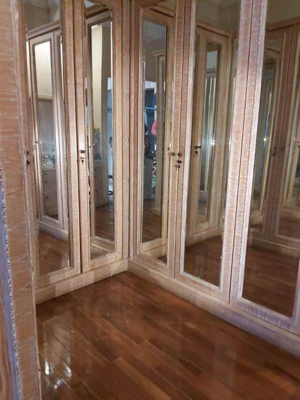 dijual rumah pondok pinang