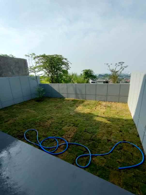 dijual rumah pudakpayung