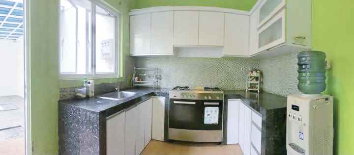 dijual rumah raffless hills cibubur