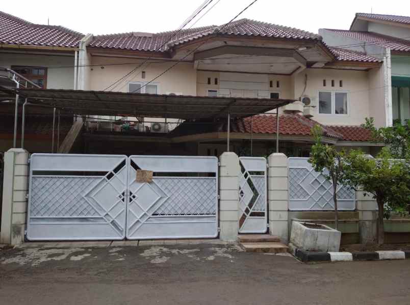 dijual rumah rawa domba pondok bambu