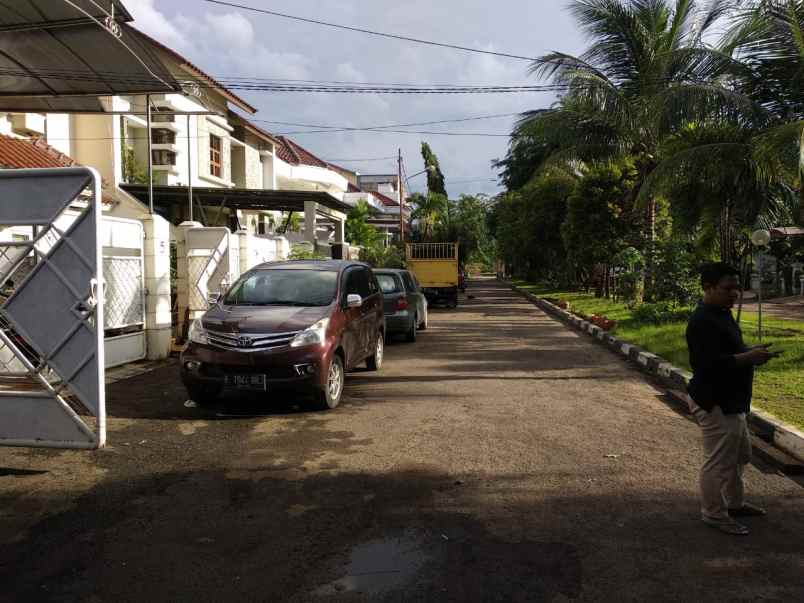 dijual rumah rawa domba pondok bambu