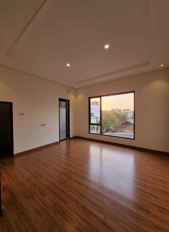 dijual rumah rawamangun jaktim