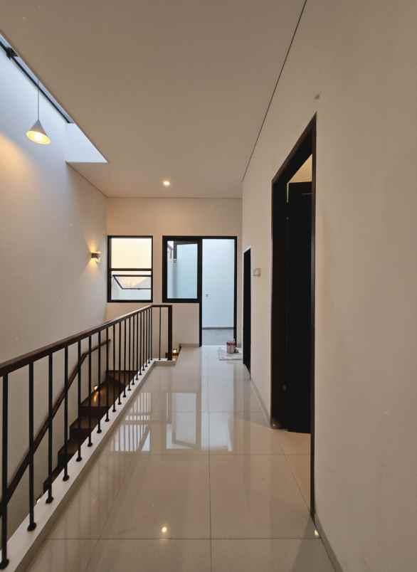 dijual rumah rawamangun jaktim