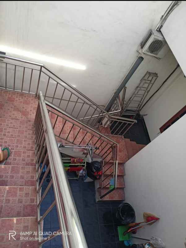 dijual rumah raya kenjeran