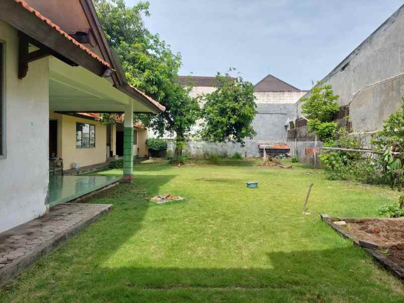 dijual rumah rungkut asri timur