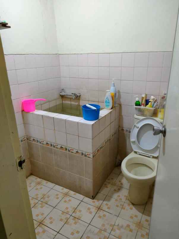 dijual rumah rungkut mapan tengah