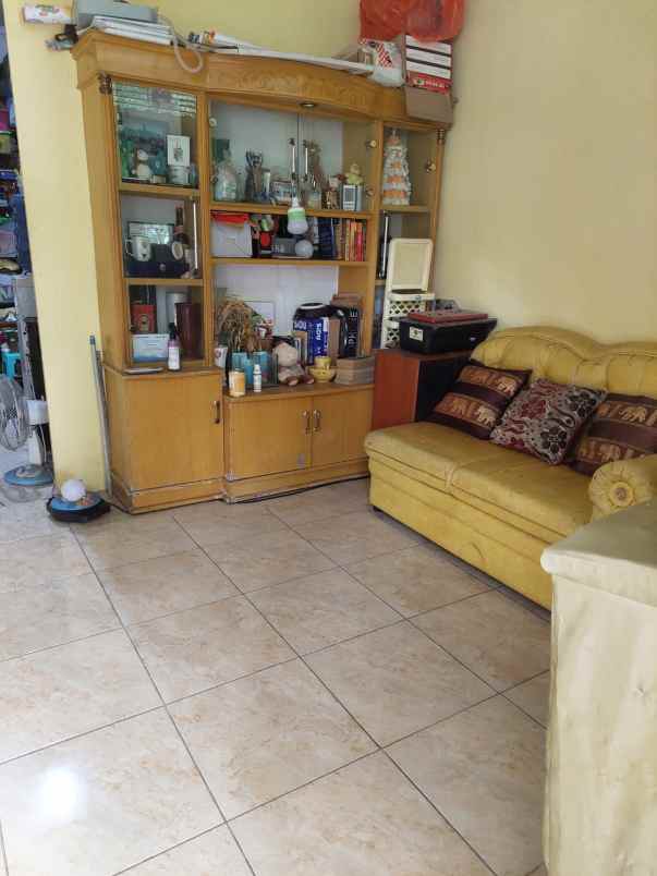 dijual rumah rungkut mapan tengah