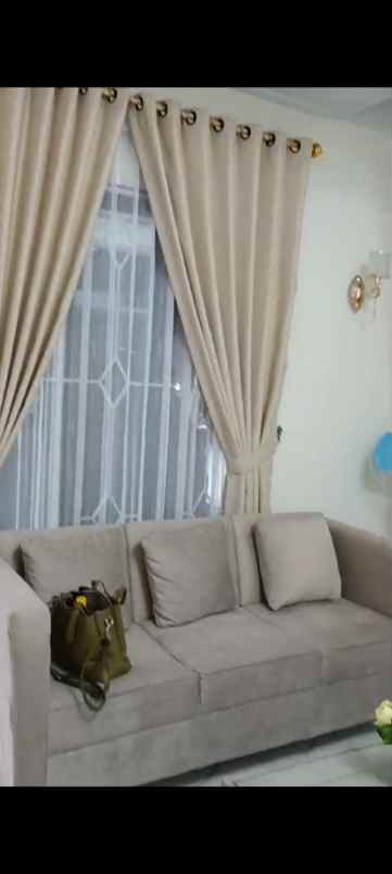 dijual rumah sawangan depok