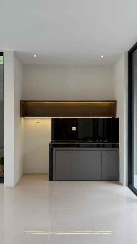 dijual rumah sayegan