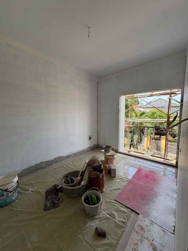 dijual rumah selangkah ke lrt cikunir 2