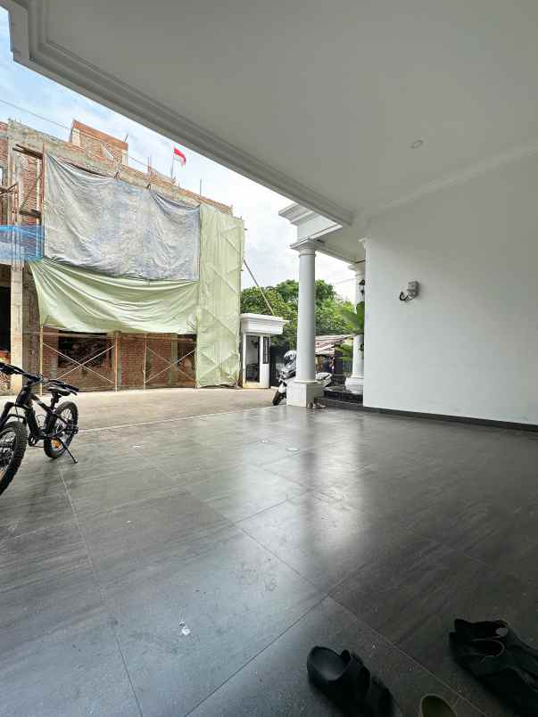 dijual rumah setu