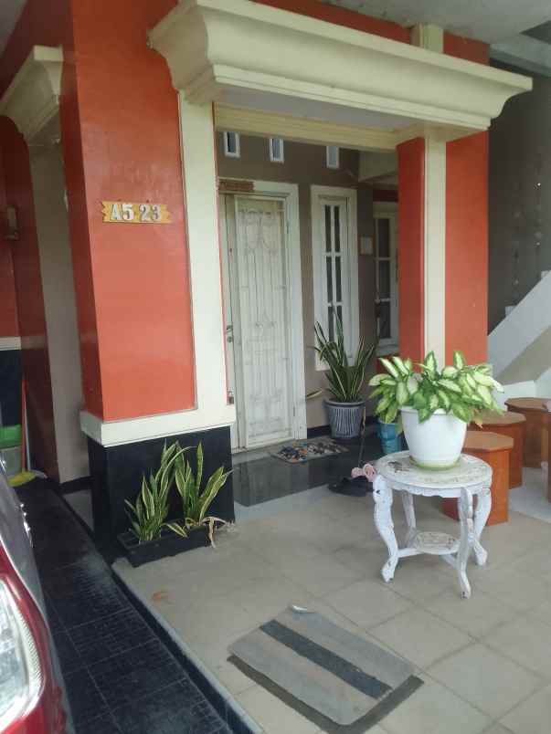 dijual rumah shm di perumahan mandiri land