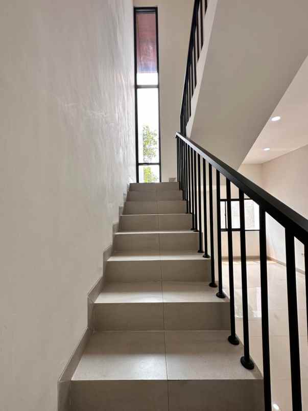 dijual rumah siap huni di ceger cipayung jaktim