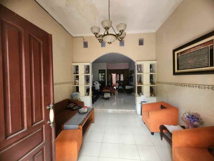 dijual rumah sidosermo