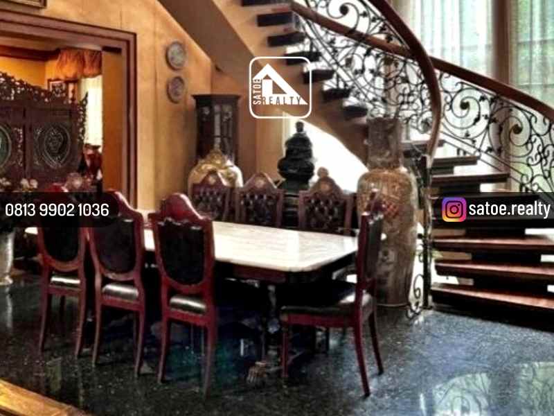 dijual rumah simprug golf kebayoran