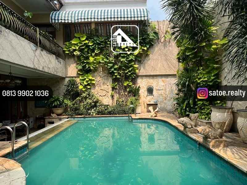 dijual rumah simprug golf kebayoran