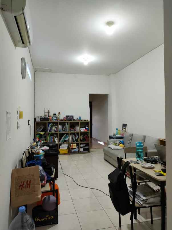 dijual rumah singgasana