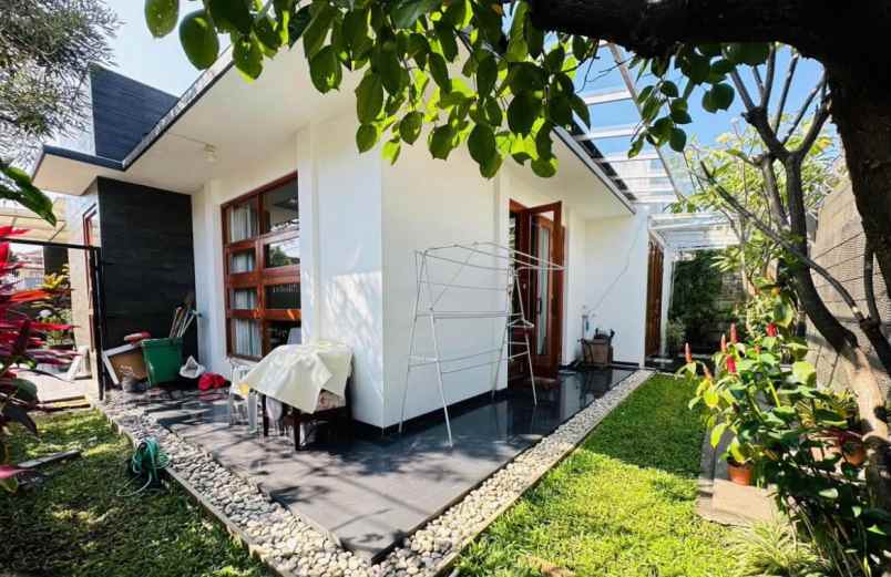 dijual rumah situsari cijagra buahbatu