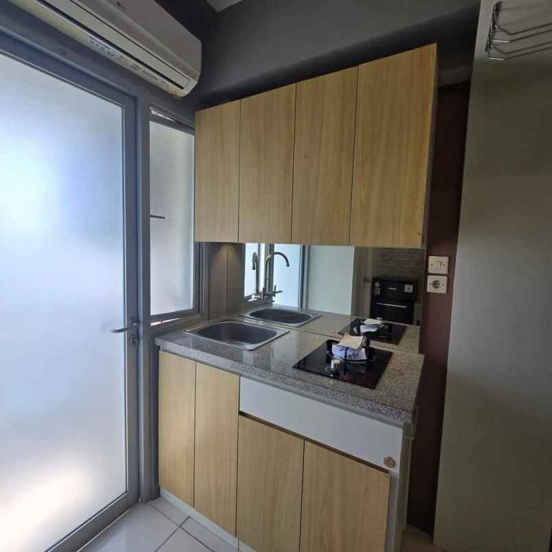 dijual rumah stanford