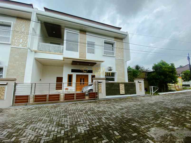 dijual rumah sukoharjo