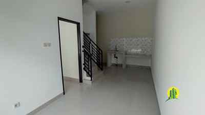 dijual rumah tajur