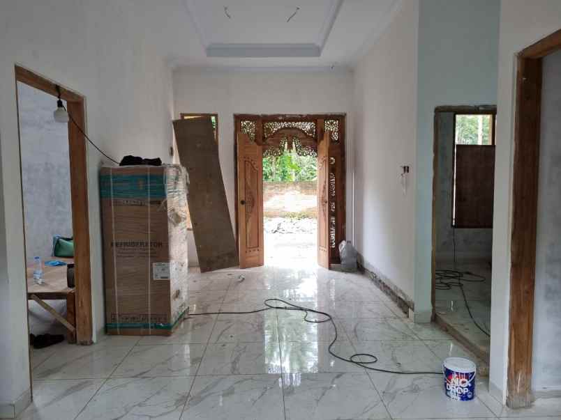 dijual rumah tegalarum kec borobudur