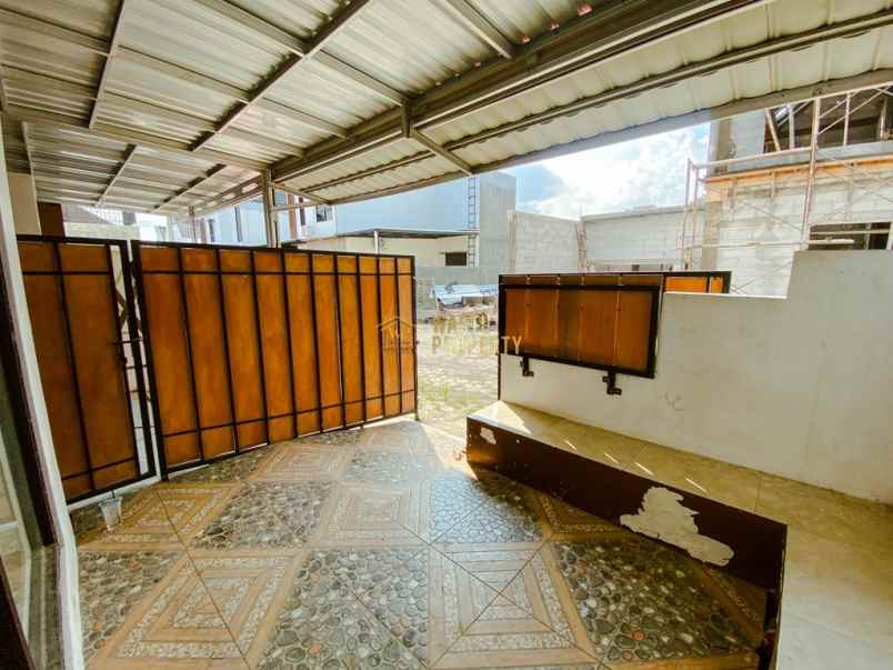 dijual rumah tlogo lot